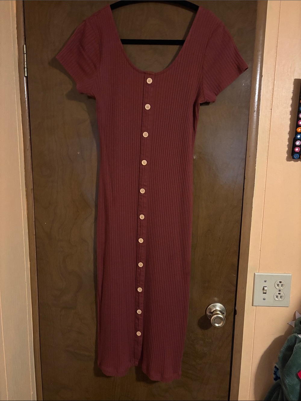Button body con dress